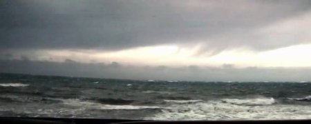 Свет в океане (2016)