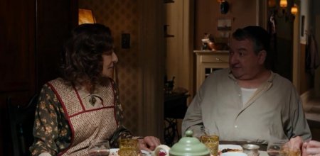 Светская жизнь (2016) Светская жизнь (2016)