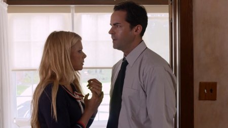 Хэнк Бойд Мёртв (2015) Хэнк Бойд Мёртв (2015)