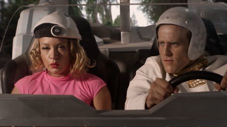 Смертельная Гонка 2050 (2016) Смертельная Гонка 2050 (2016)