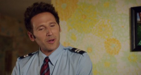 Суперстюард (2017) Суперстюард (2017)