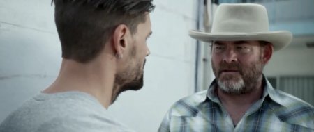 Бесценная (2016) Бесценная (2016)