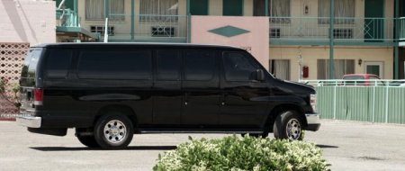 Бесценная (2016) Бесценная (2016)