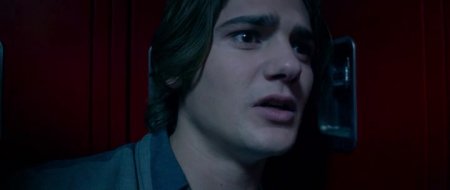 Осатаневший (2016) Осатаневший (2016)