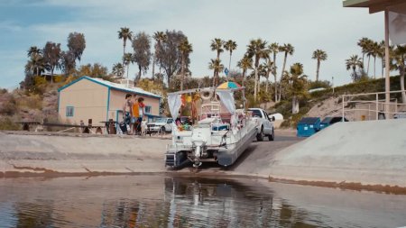 Шоссе на озеро Хавасу (2017) Шоссе на озеро Хавасу (2017)